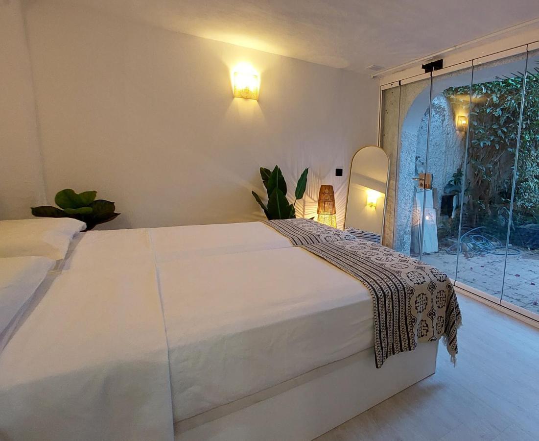 New Boho Home With Balcony, Private Garden And Communal Pool 네르하 외부 사진