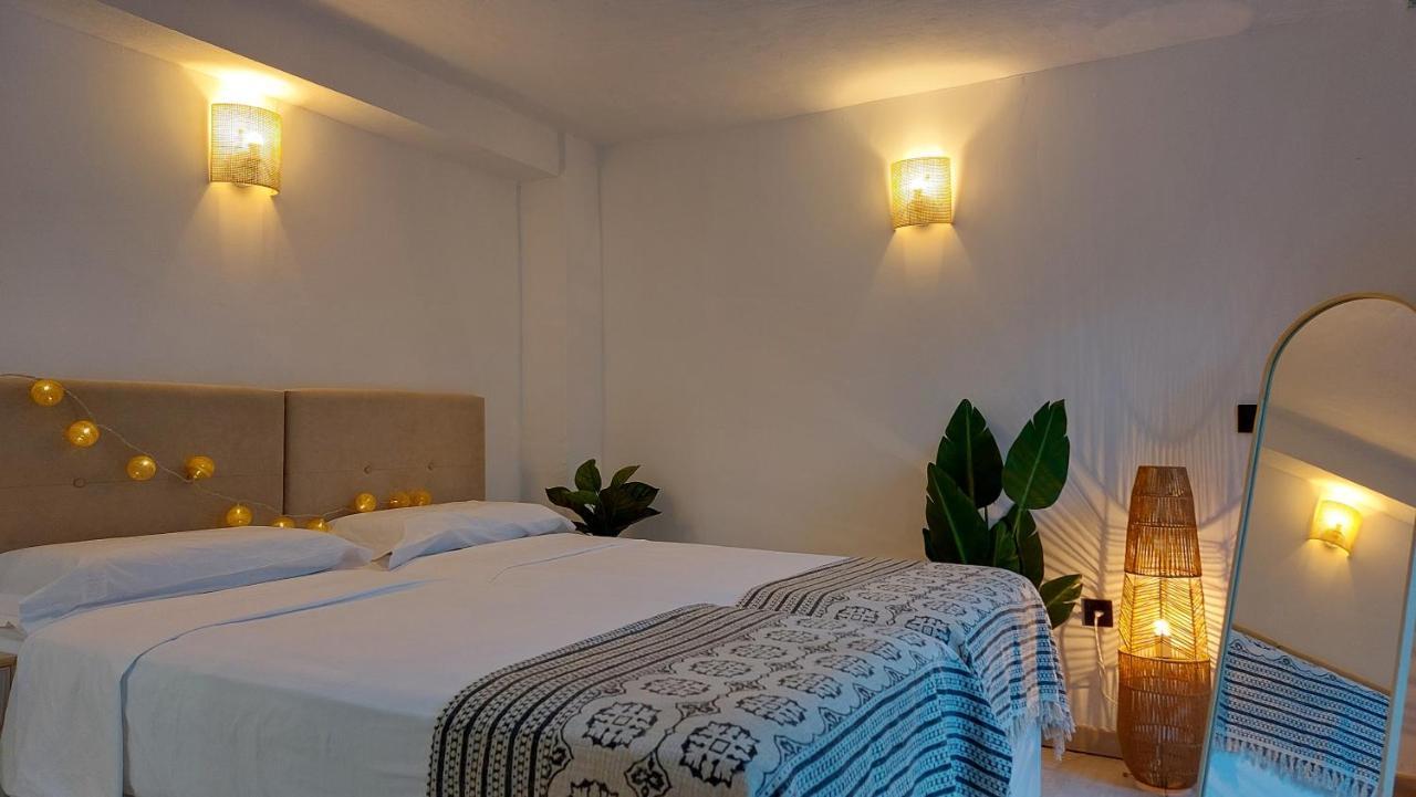 New Boho Home With Balcony, Private Garden And Communal Pool 네르하 외부 사진